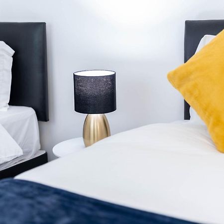 Three Bedroom Apartment- One Choice Stays Serviced Accommodation- Jewellery Quarter Birmingham Kültér fotó