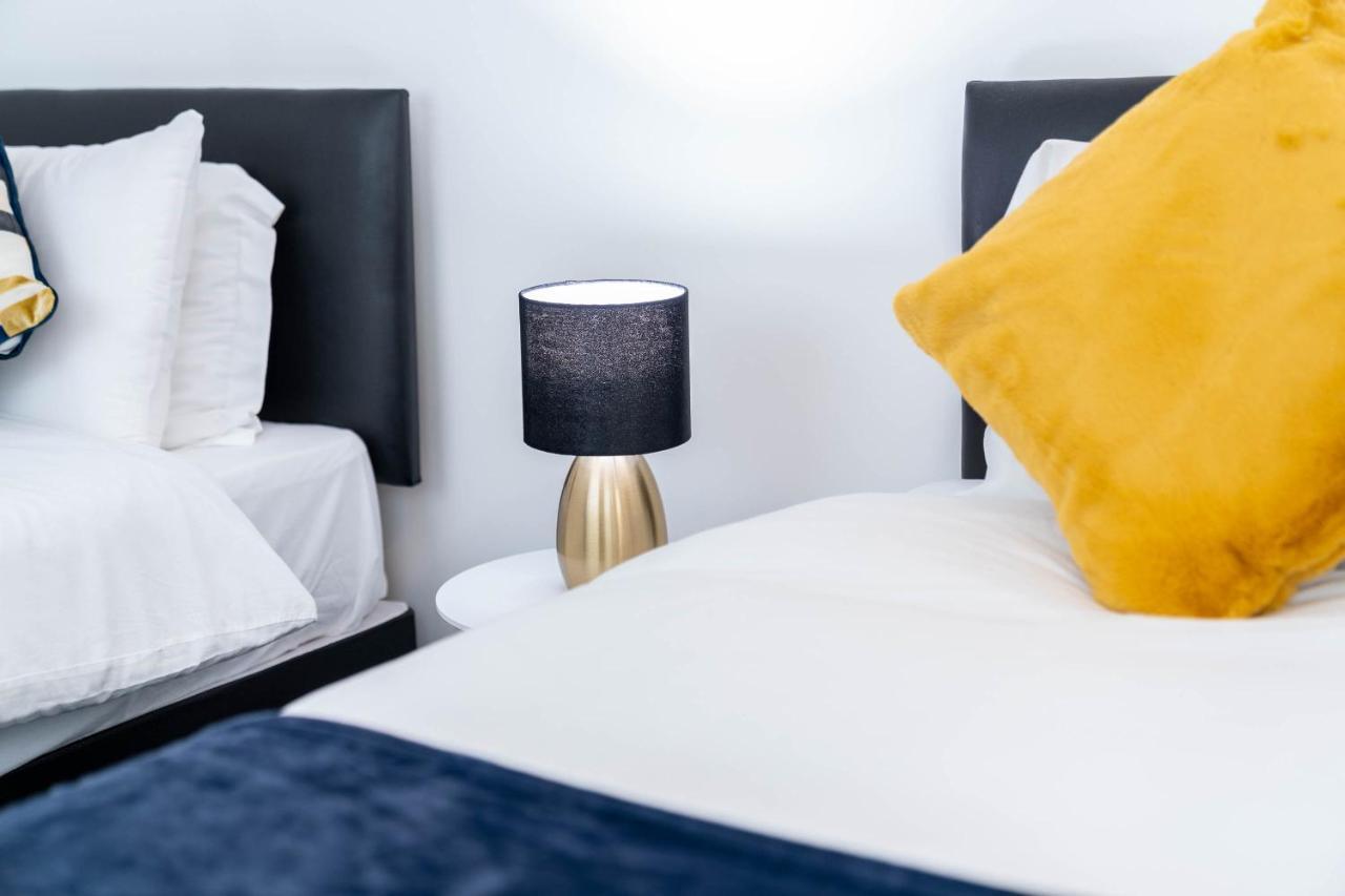 Three Bedroom Apartment- One Choice Stays Serviced Accommodation- Jewellery Quarter Birmingham Kültér fotó