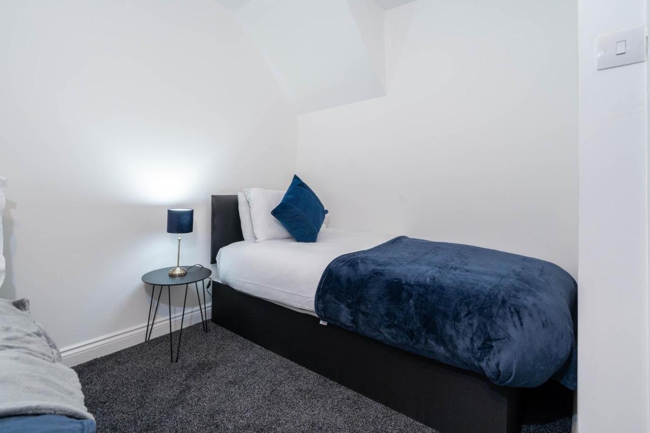 Three Bedroom Apartment- One Choice Stays Serviced Accommodation- Jewellery Quarter Birmingham Kültér fotó