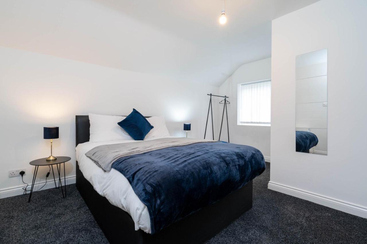 Three Bedroom Apartment- One Choice Stays Serviced Accommodation- Jewellery Quarter Birmingham Kültér fotó