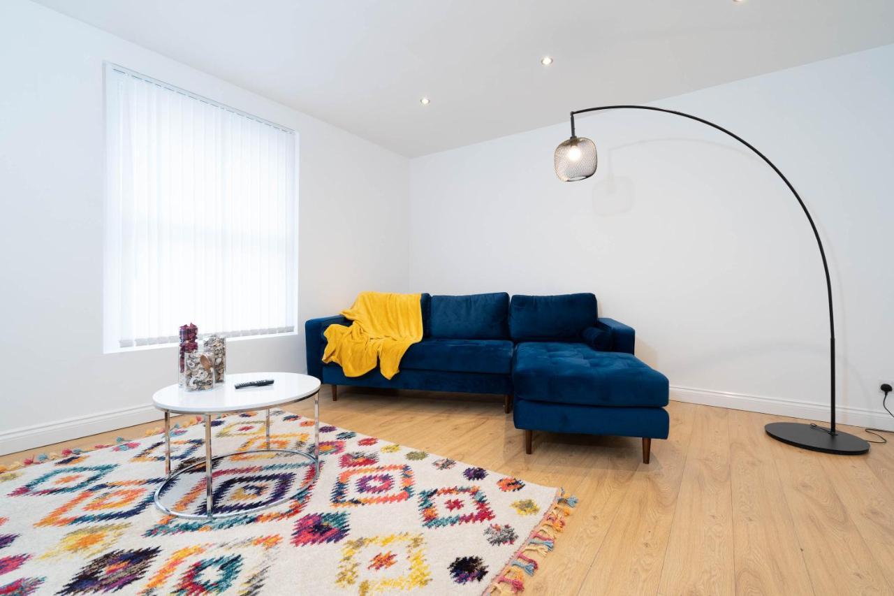 Three Bedroom Apartment- One Choice Stays Serviced Accommodation- Jewellery Quarter Birmingham Kültér fotó