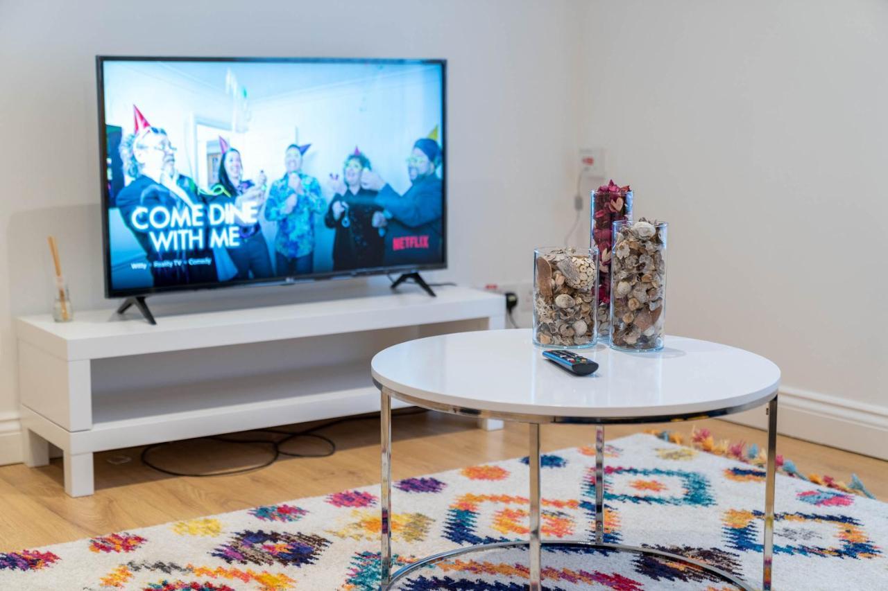 Three Bedroom Apartment- One Choice Stays Serviced Accommodation- Jewellery Quarter Birmingham Kültér fotó
