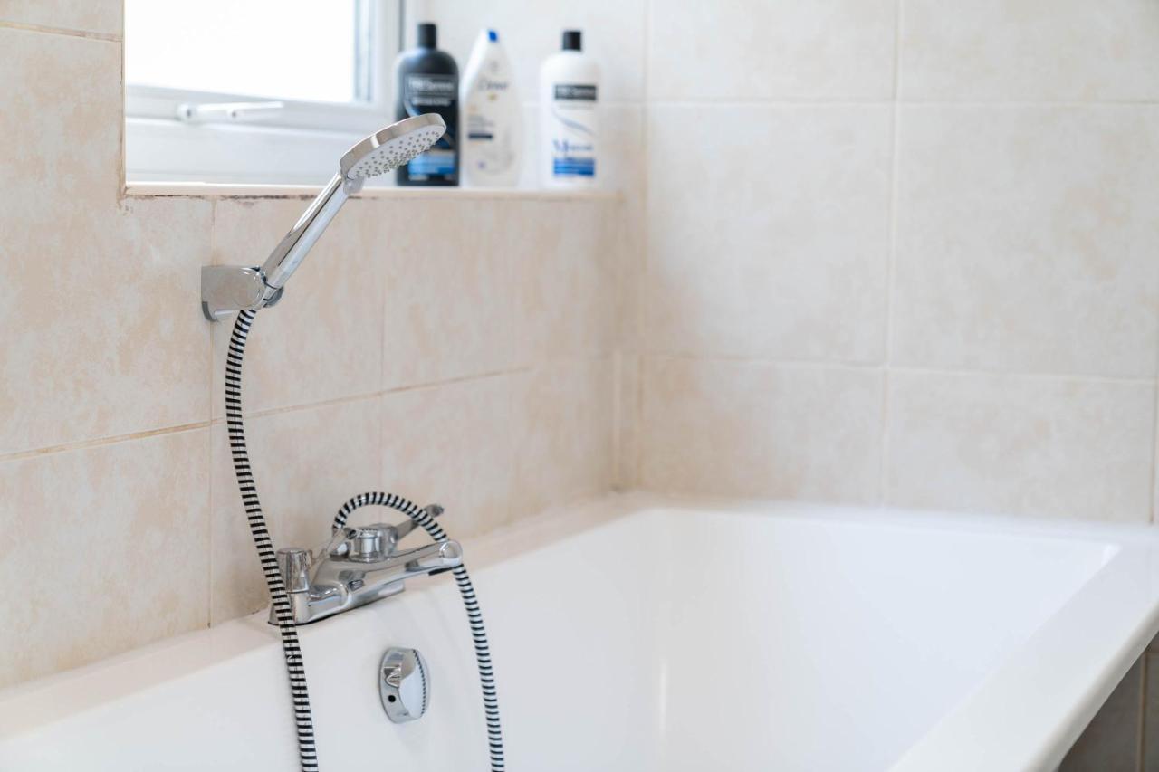 Three Bedroom Apartment- One Choice Stays Serviced Accommodation- Jewellery Quarter Birmingham Kültér fotó