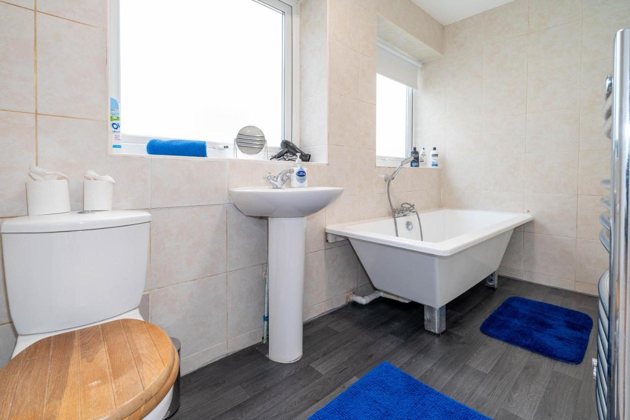 Three Bedroom Apartment- One Choice Stays Serviced Accommodation- Jewellery Quarter Birmingham Kültér fotó